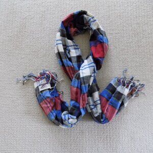 ABERCROMBIE & FITCH A&F PLAID SIGNATURE TASSLE SCARF OR WRAP